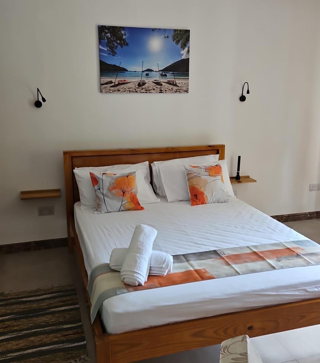 Hotel Solea Self Catering à Victoria Extérieur photo